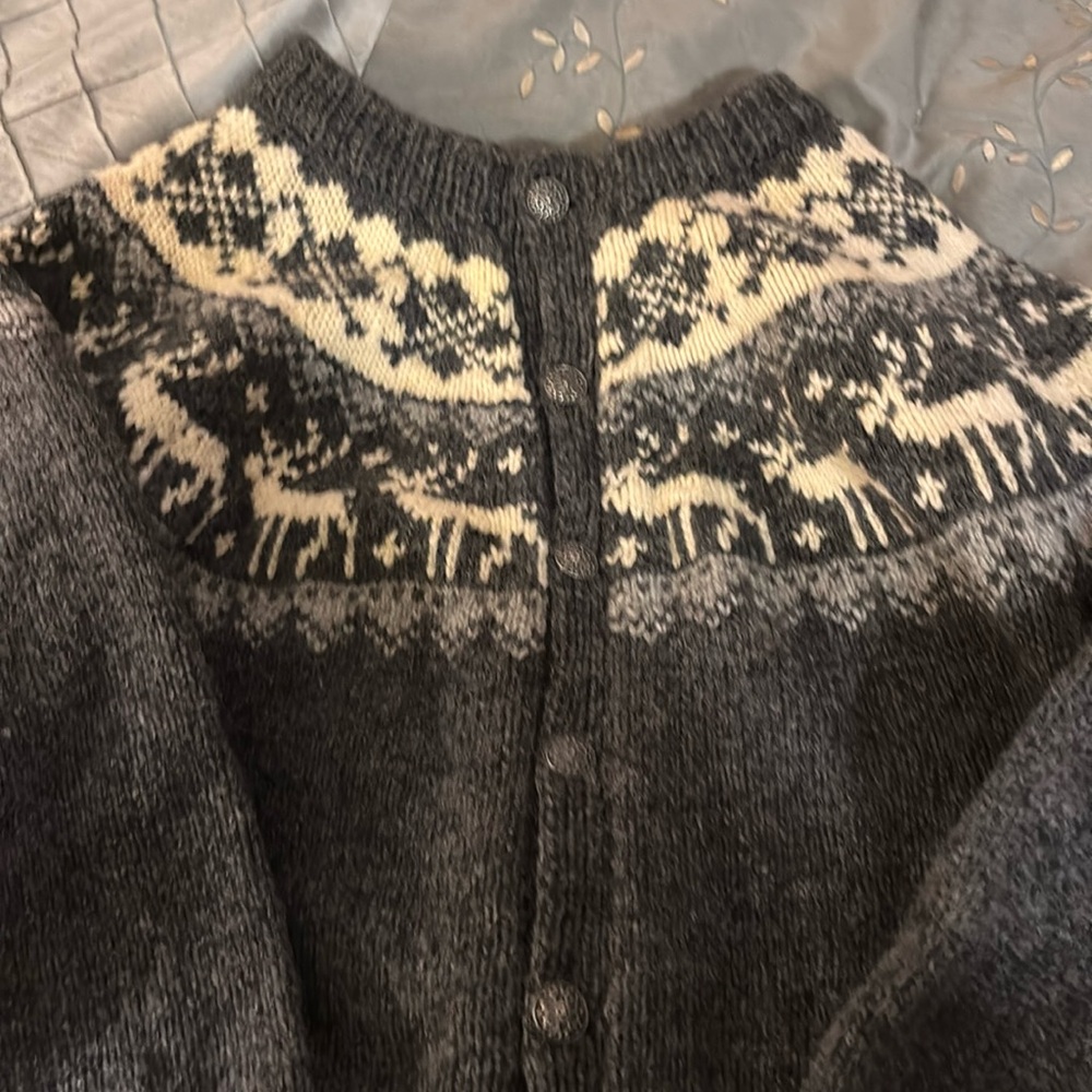 Norse Knit Brand 100% wool Sweater made in Norway, Vintage